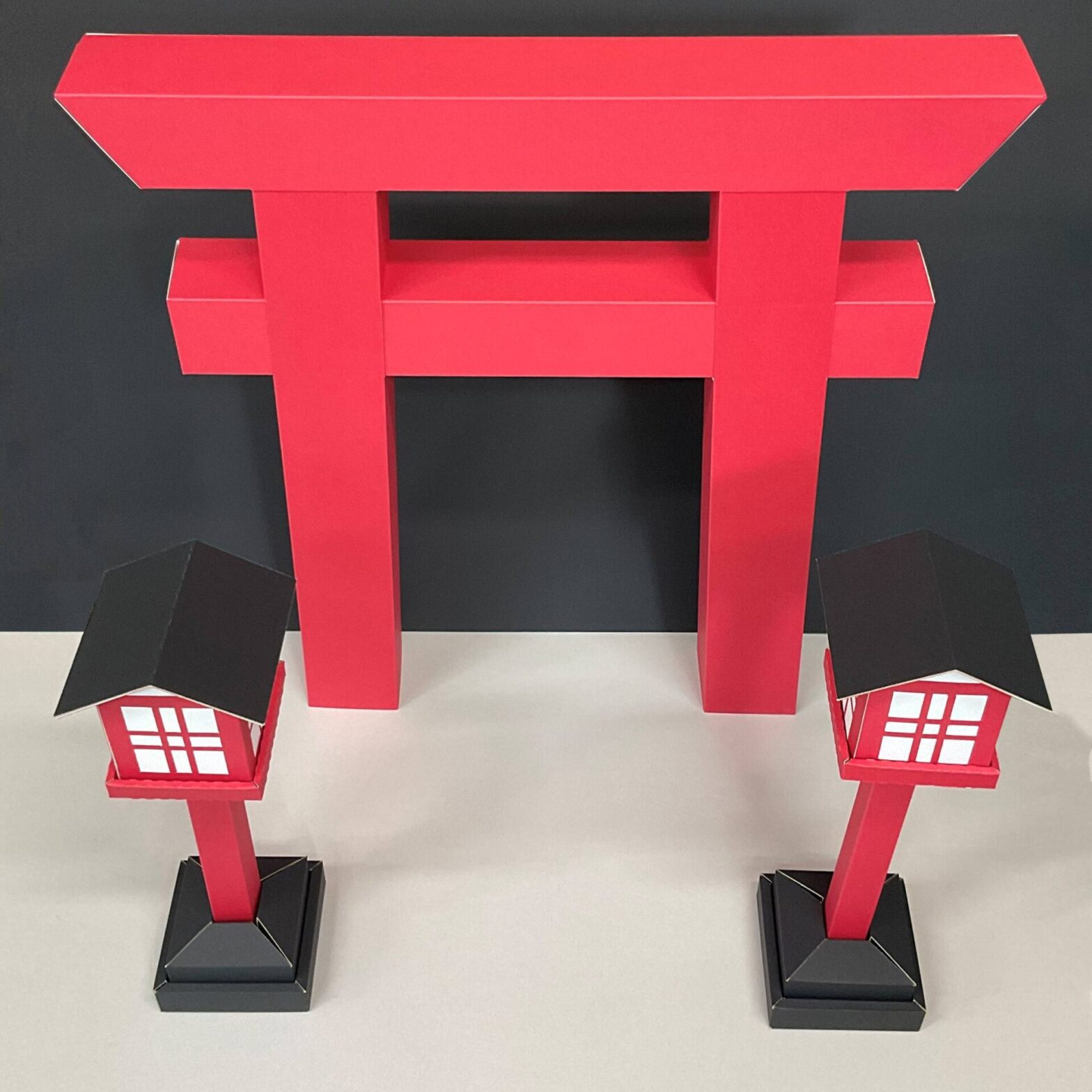 鳥居ディスプレイ