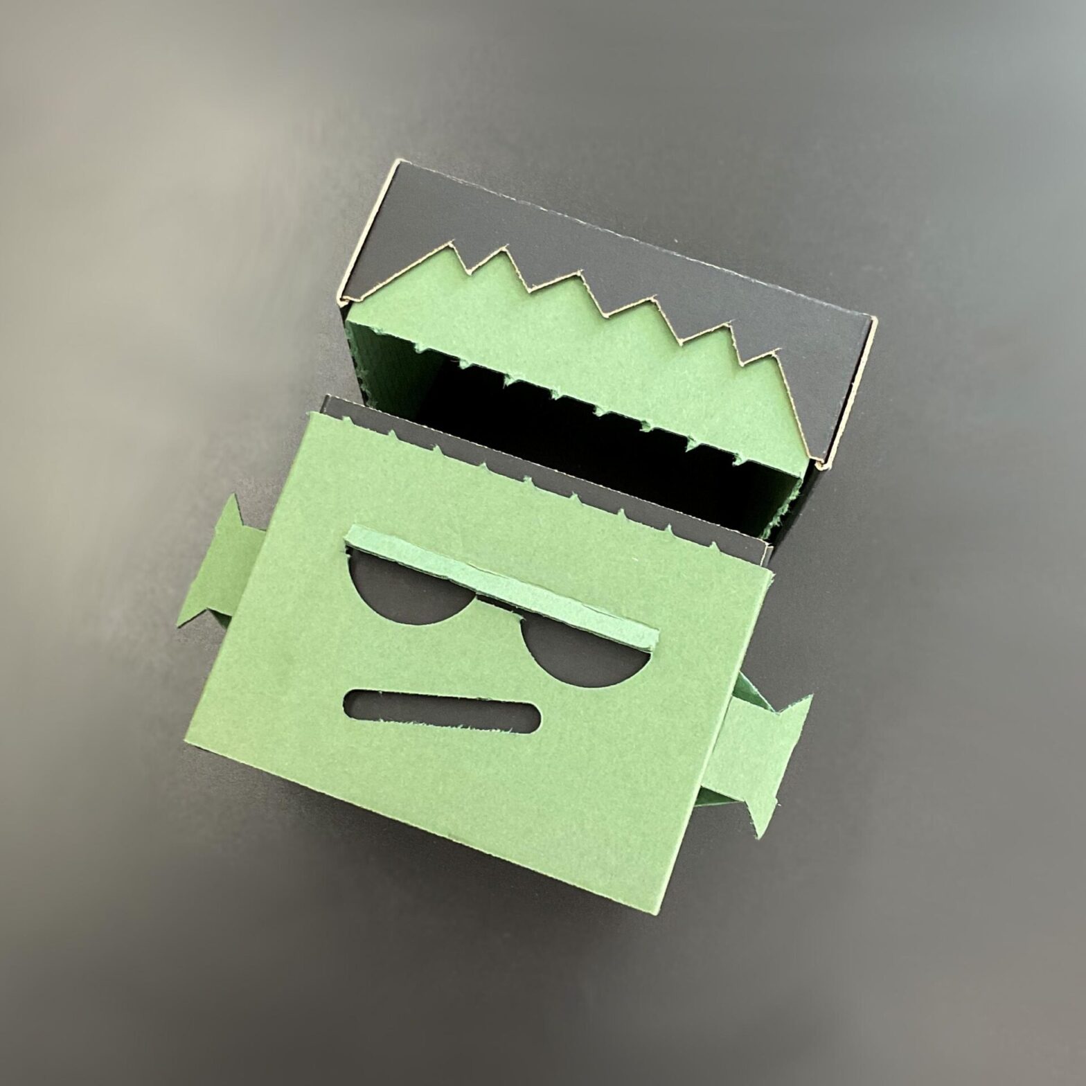 ハロウィン向けフランケンシュタインボックス